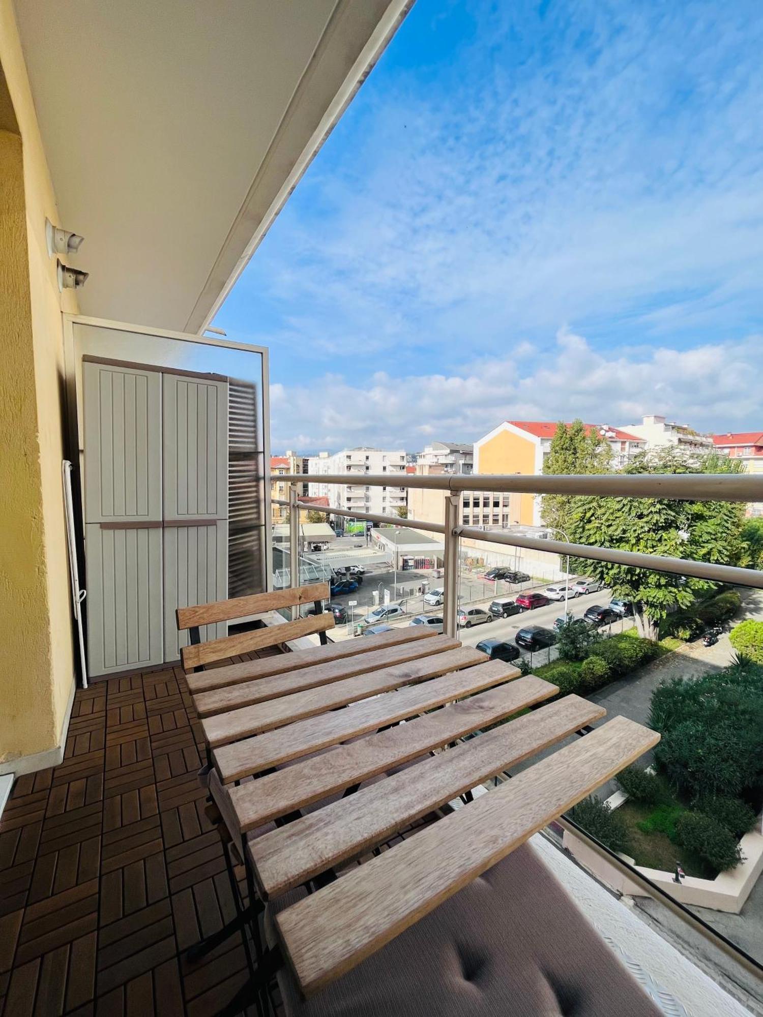 ניס Studio Terrasse Et Parking Prive מראה חיצוני תמונה