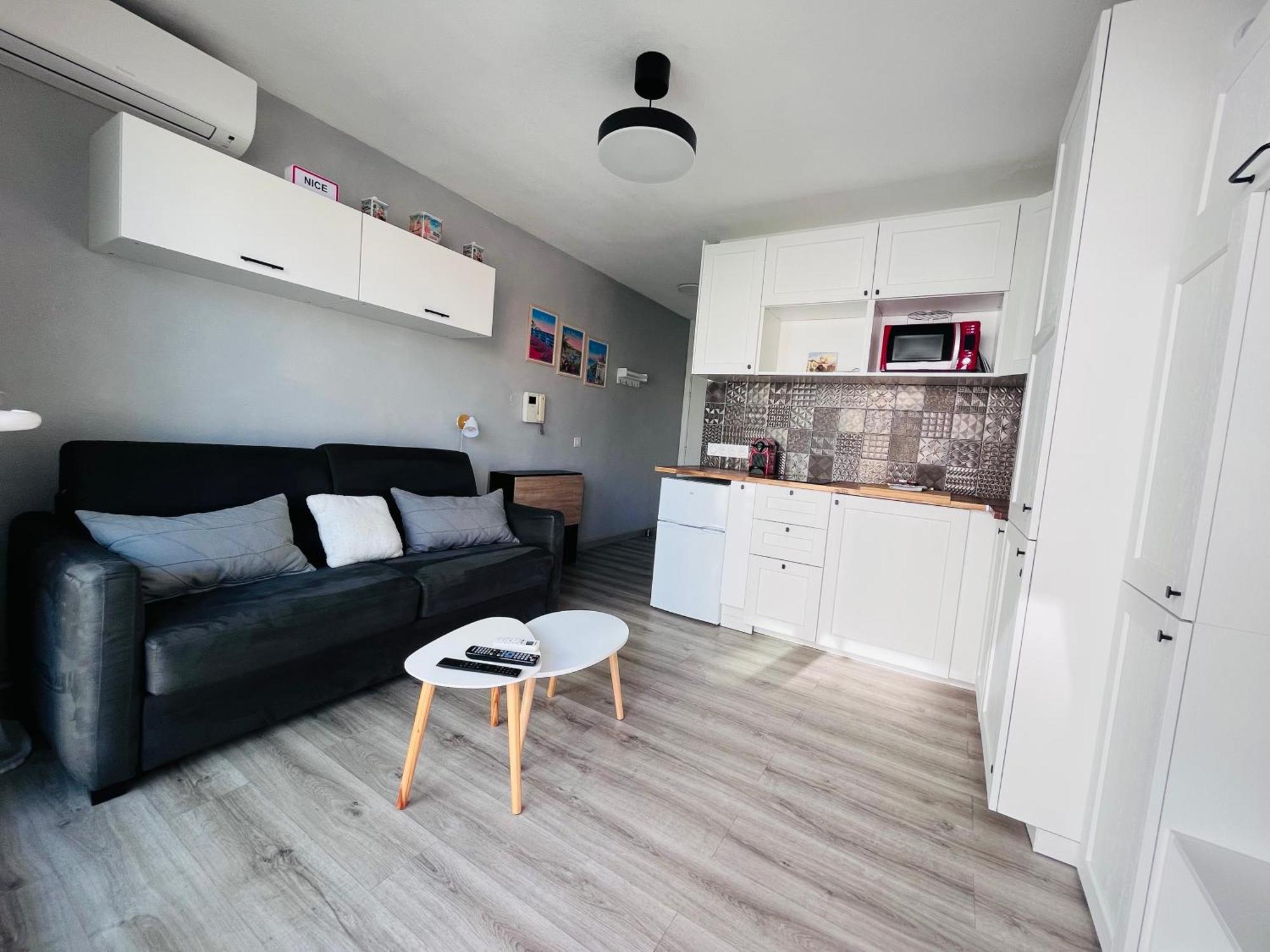 ניס Studio Terrasse Et Parking Prive מראה חיצוני תמונה