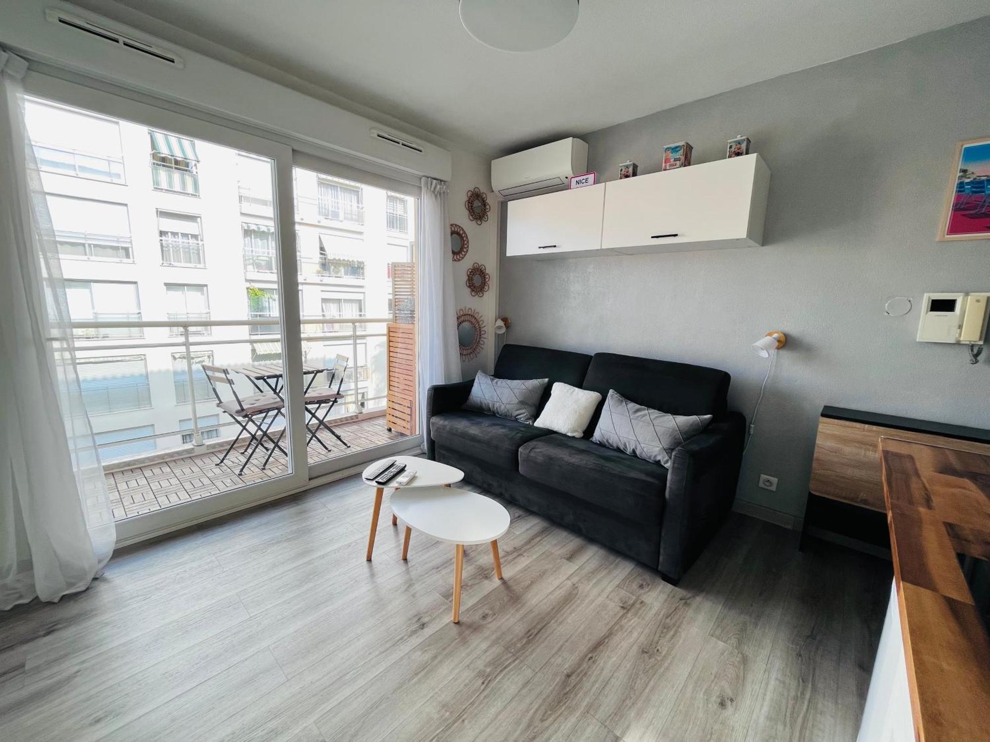 ניס Studio Terrasse Et Parking Prive מראה חיצוני תמונה